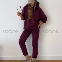 Komplety na jesień z kolekcji Ubranesklep.pl. Dla minimalistki, dla praktycznej, dla poszukiwaczki trendów!