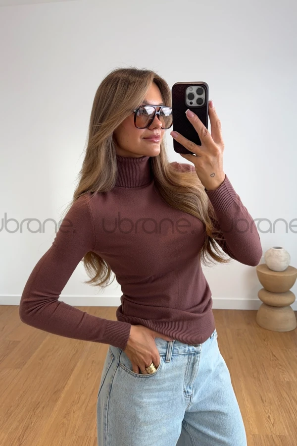 GOLF NOEL MLECZNA CZEKOLADA 0053