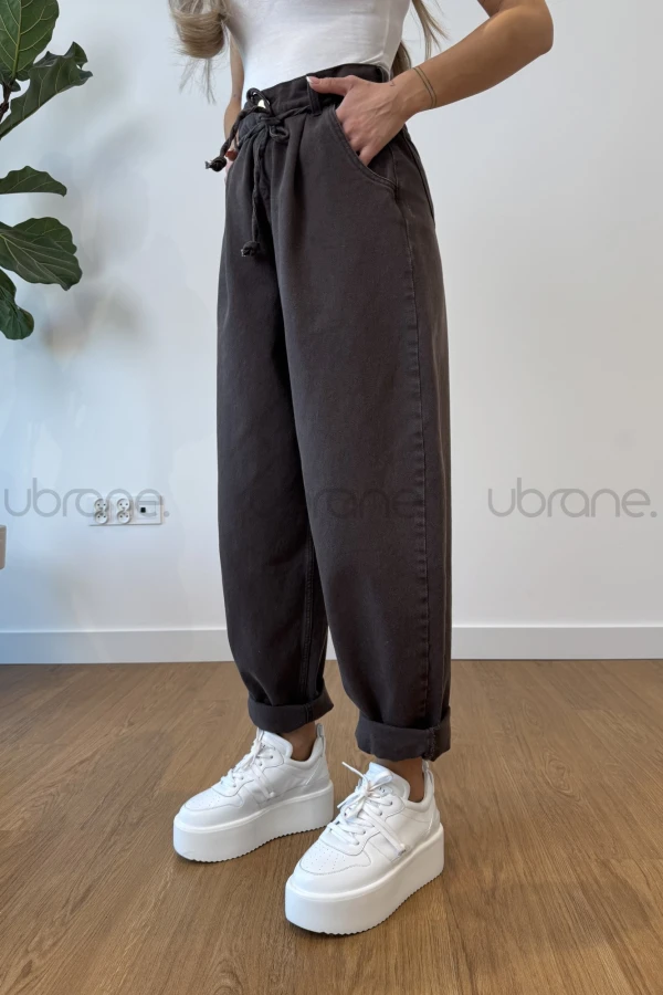 SPODNIE JEANSOWE CZEKOLADOWE COLIN